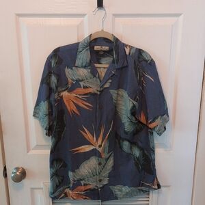 Vintage men's Tommy Bahama 100% silk Bird of Paradise Plant print